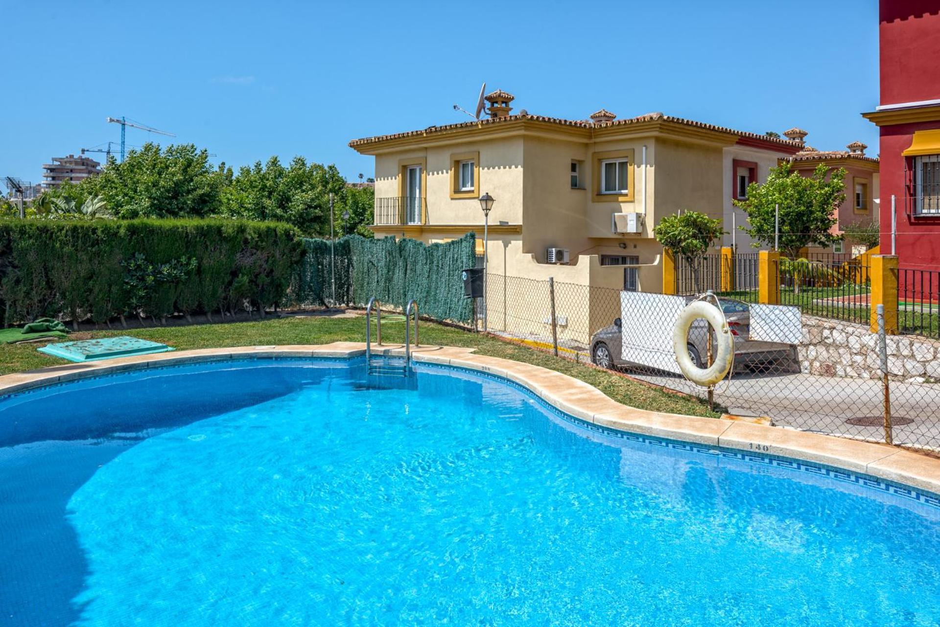 Castillo Sohail Townhouse Near The Beach By Costarentals - Ref 101 Фуэнхирола Экстерьер фото