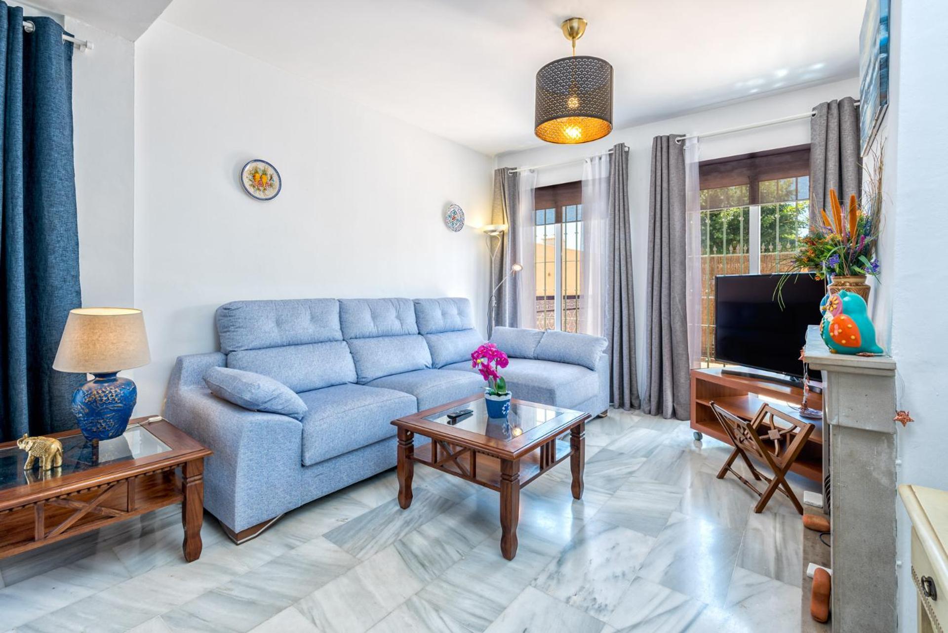 Castillo Sohail Townhouse Near The Beach By Costarentals - Ref 101 Фуэнхирола Экстерьер фото