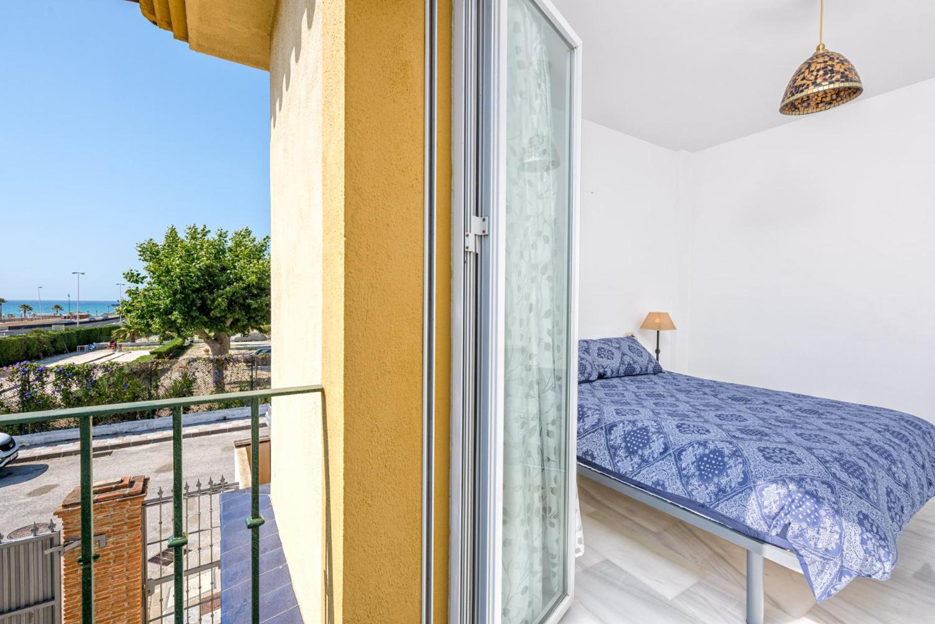 Castillo Sohail Townhouse Near The Beach By Costarentals - Ref 101 Фуэнхирола Экстерьер фото