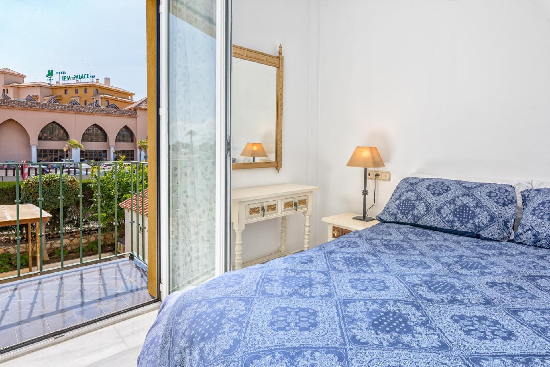 Castillo Sohail Townhouse Near The Beach By Costarentals - Ref 101 Фуэнхирола Экстерьер фото